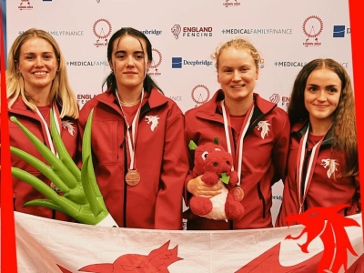 commonwealth-bronze-for-junior-womens-epee-team